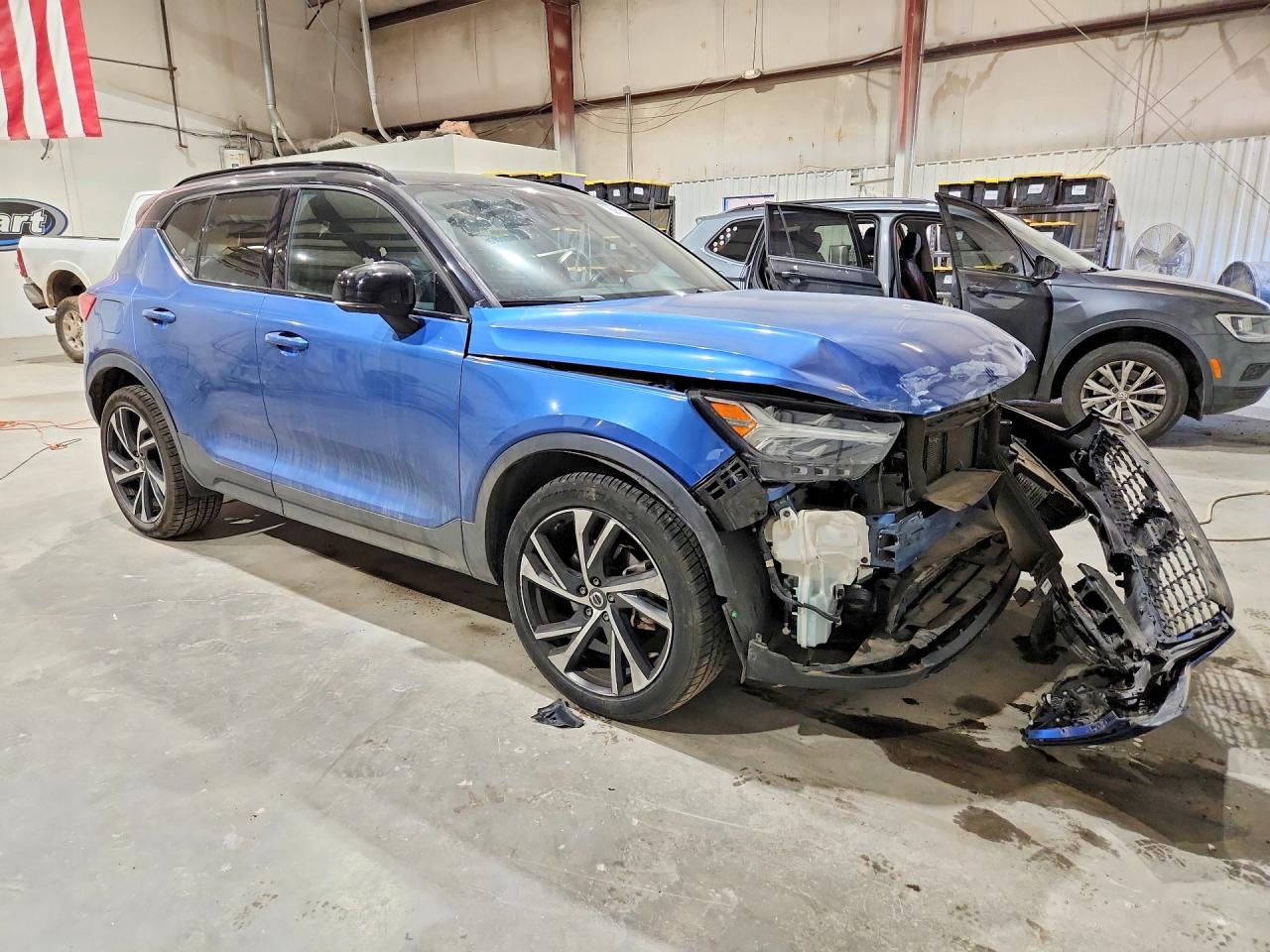 2020 VOLVO XC40 T5 R-DESIGN — снимка 4