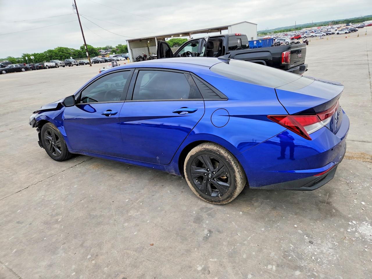 2022 HYUNDAI ELANTRA SEL — снимка 2
