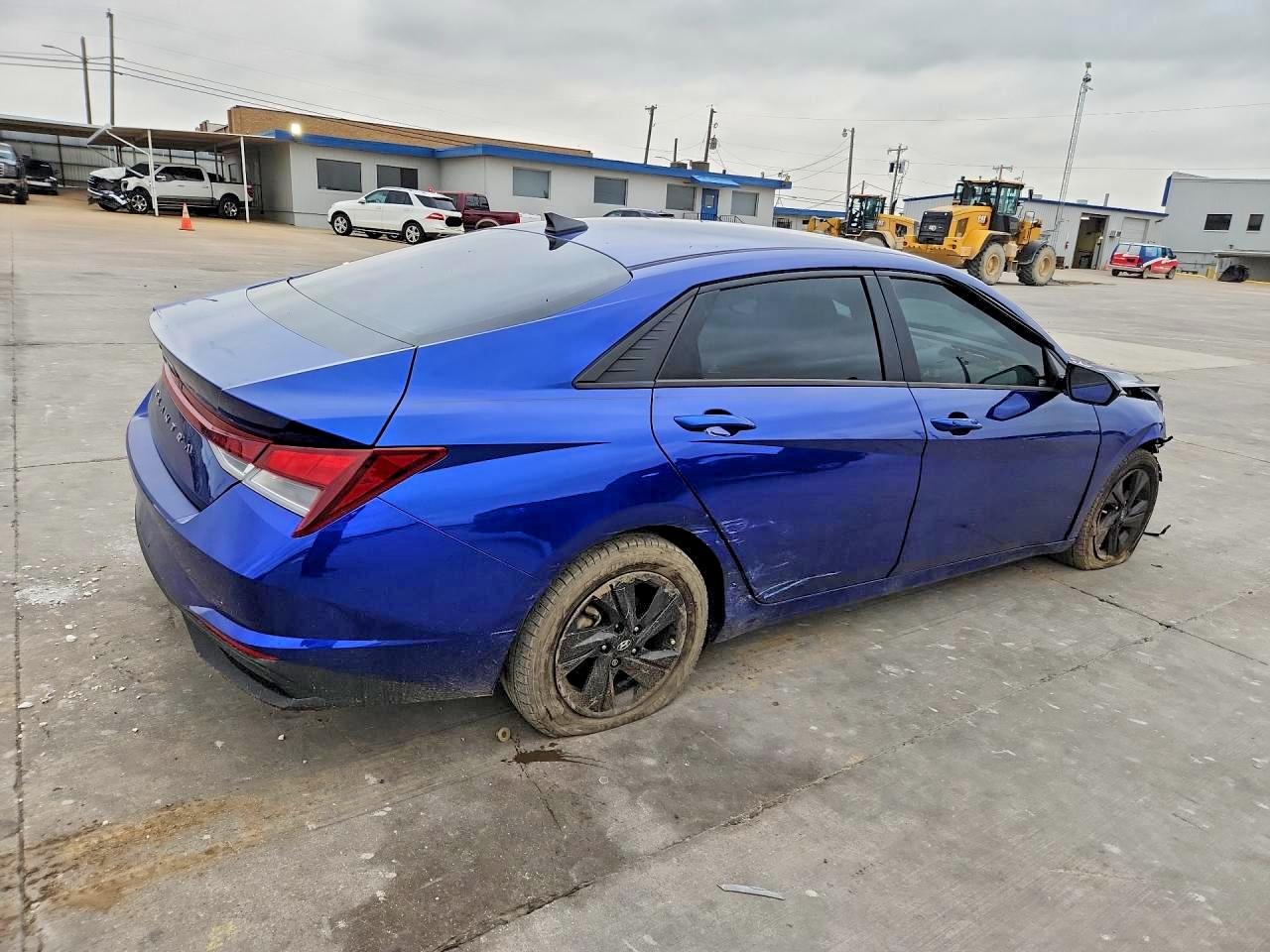 2022 HYUNDAI ELANTRA SEL — снимка 3