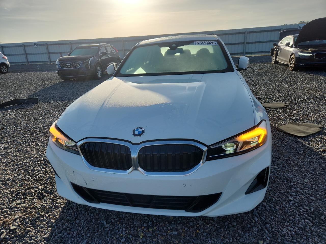 2025 BMW 330I — снимка 5
