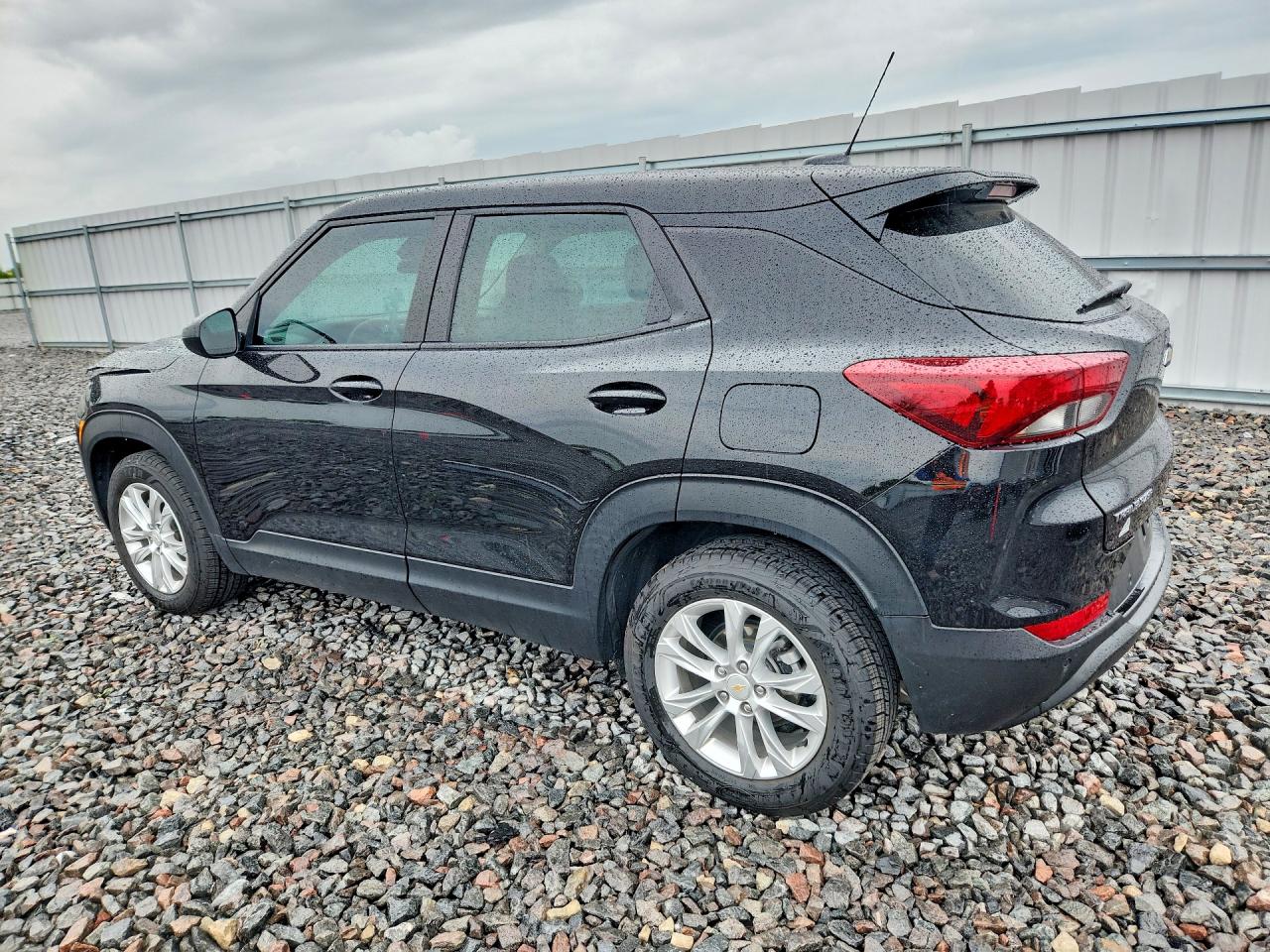2023 CHEVROLET TRAILBLAZER LS — снимка 2