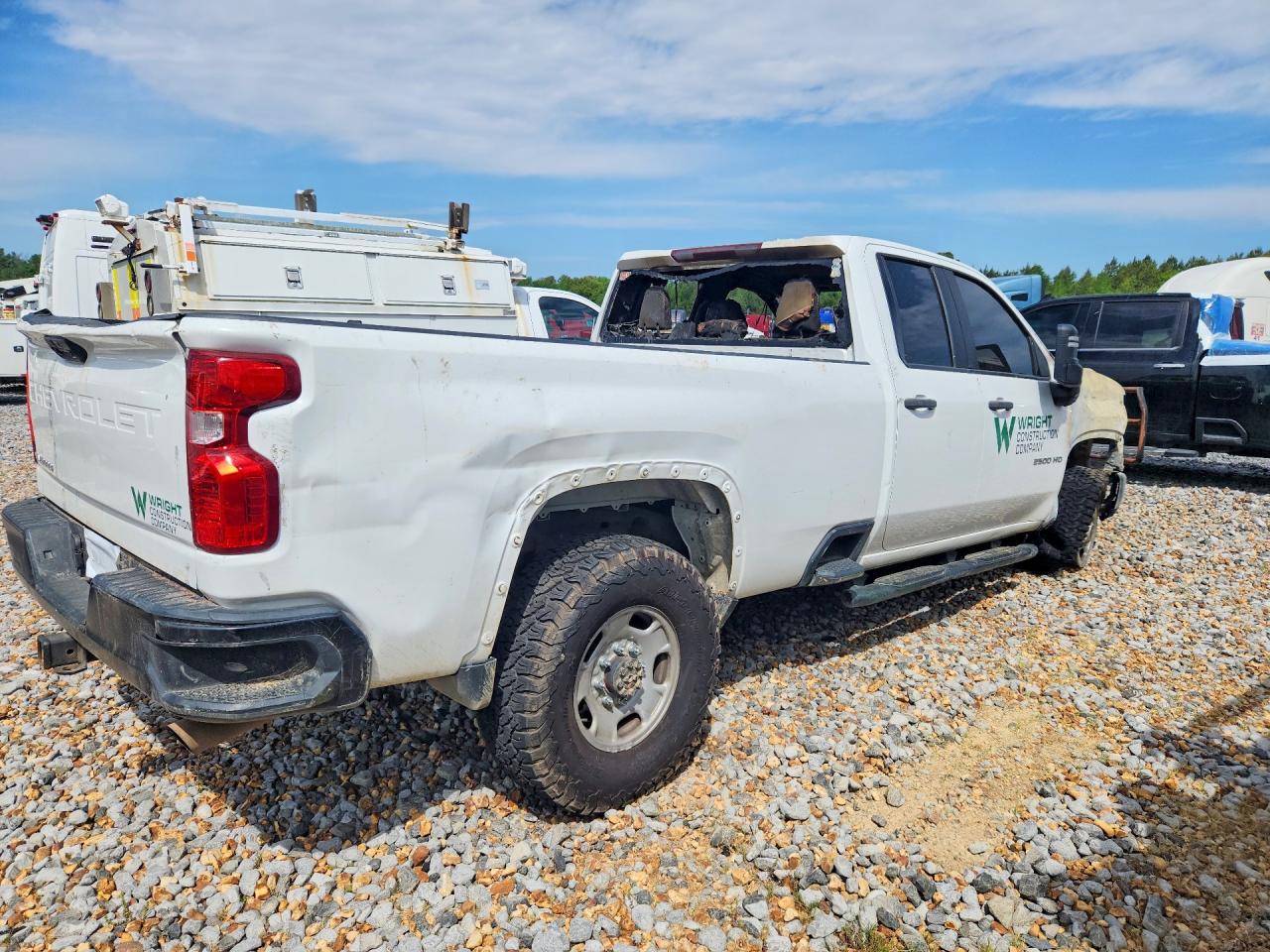 2024 CHEVROLET SILVERADO C2500 HEAVY DUTY — снимка 3