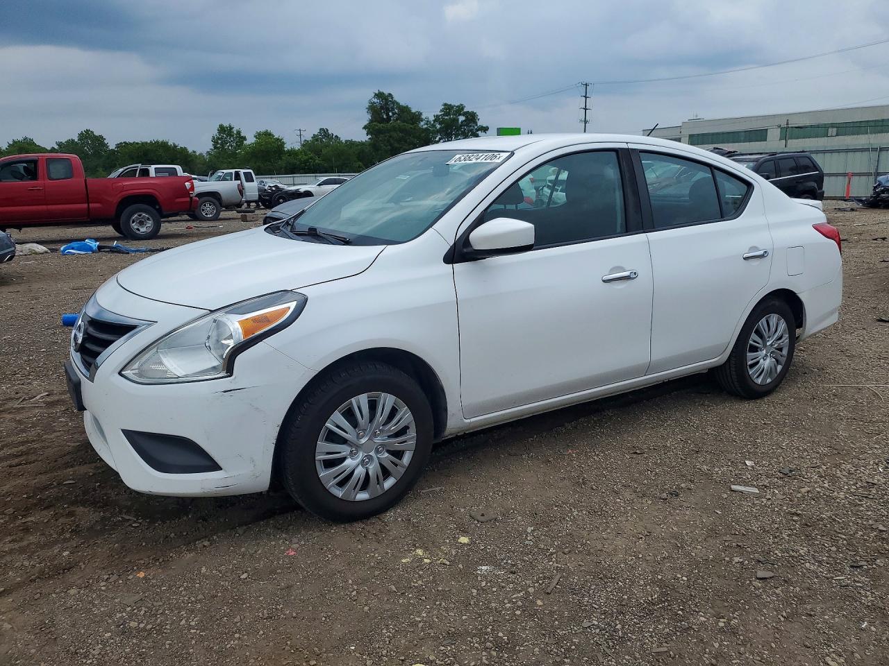 2019 NISSAN VERSA SV