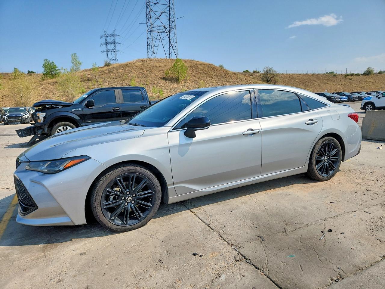 2022 TOYOTA AVALON TOURING