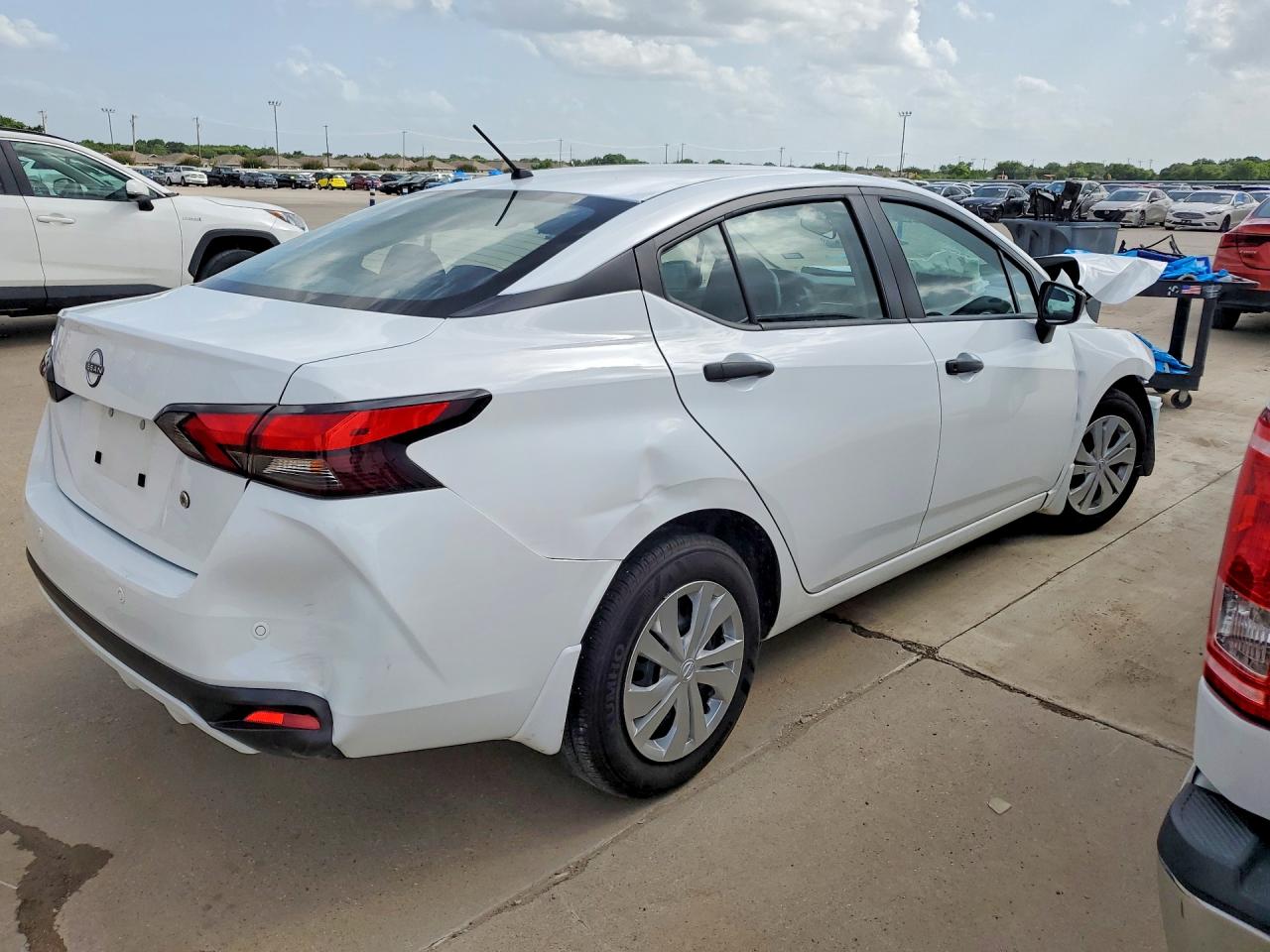 2025 NISSAN VERSA S — снимка 3
