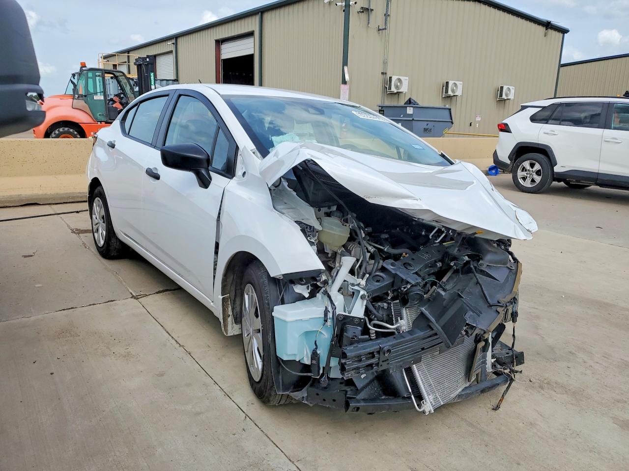 2025 NISSAN VERSA S — снимка 4
