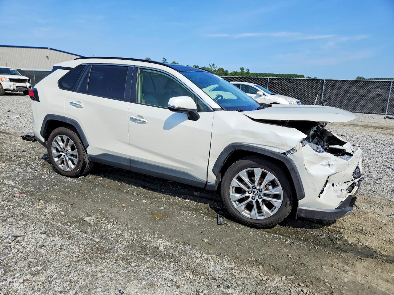 2019 TOYOTA RAV4 LIMITED — снимка 4
