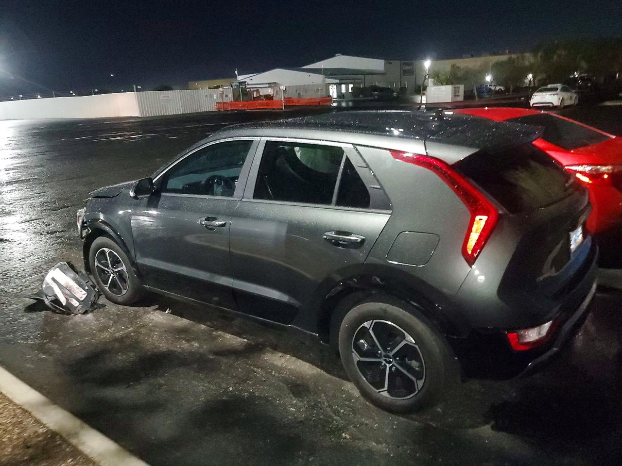2025 KIA NIRO SX — снимка 2