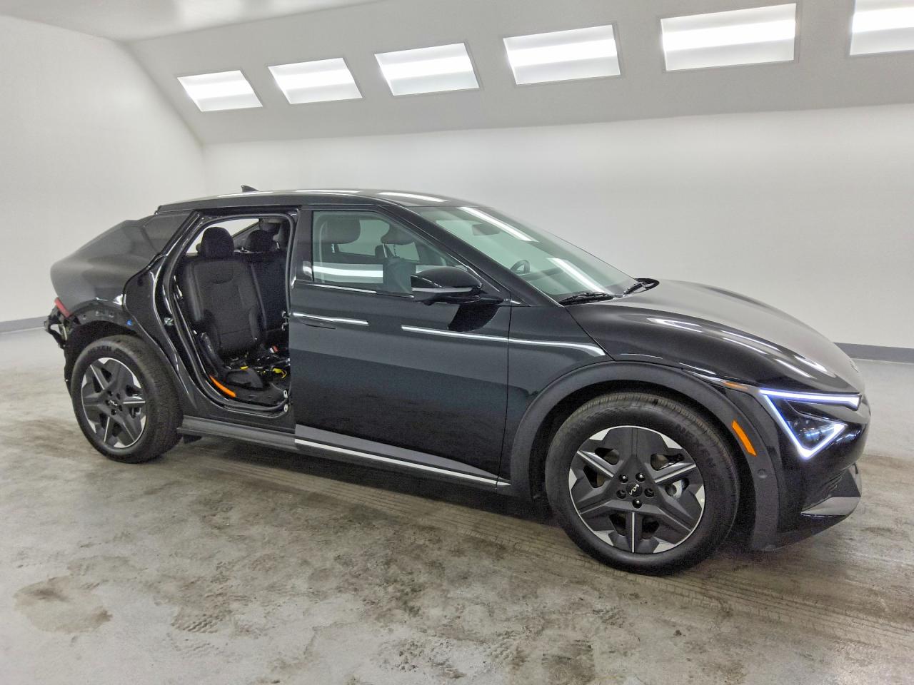 2025 KIA EV6 LIGHT LONG RANGE — снимка 4