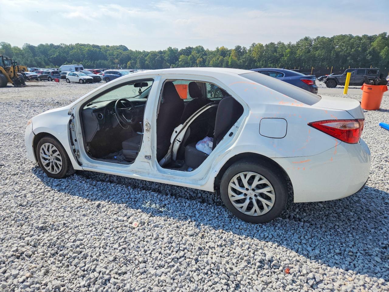 2017 TOYOTA COROLLA LE — снимка 2
