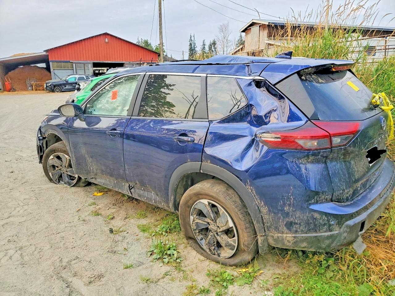 2026 NISSAN ROGUE SV — photo 2