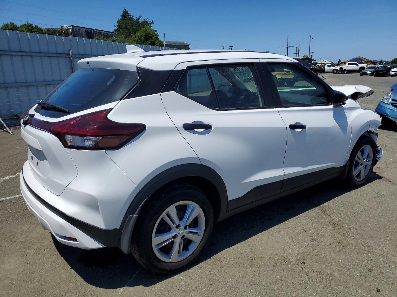 2025 NISSAN KICKS PLAY S — снимка 3
