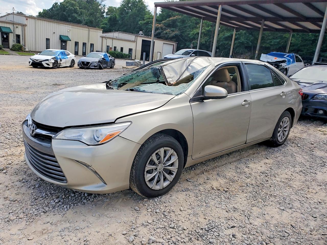 2017 TOYOTA CAMRY LE