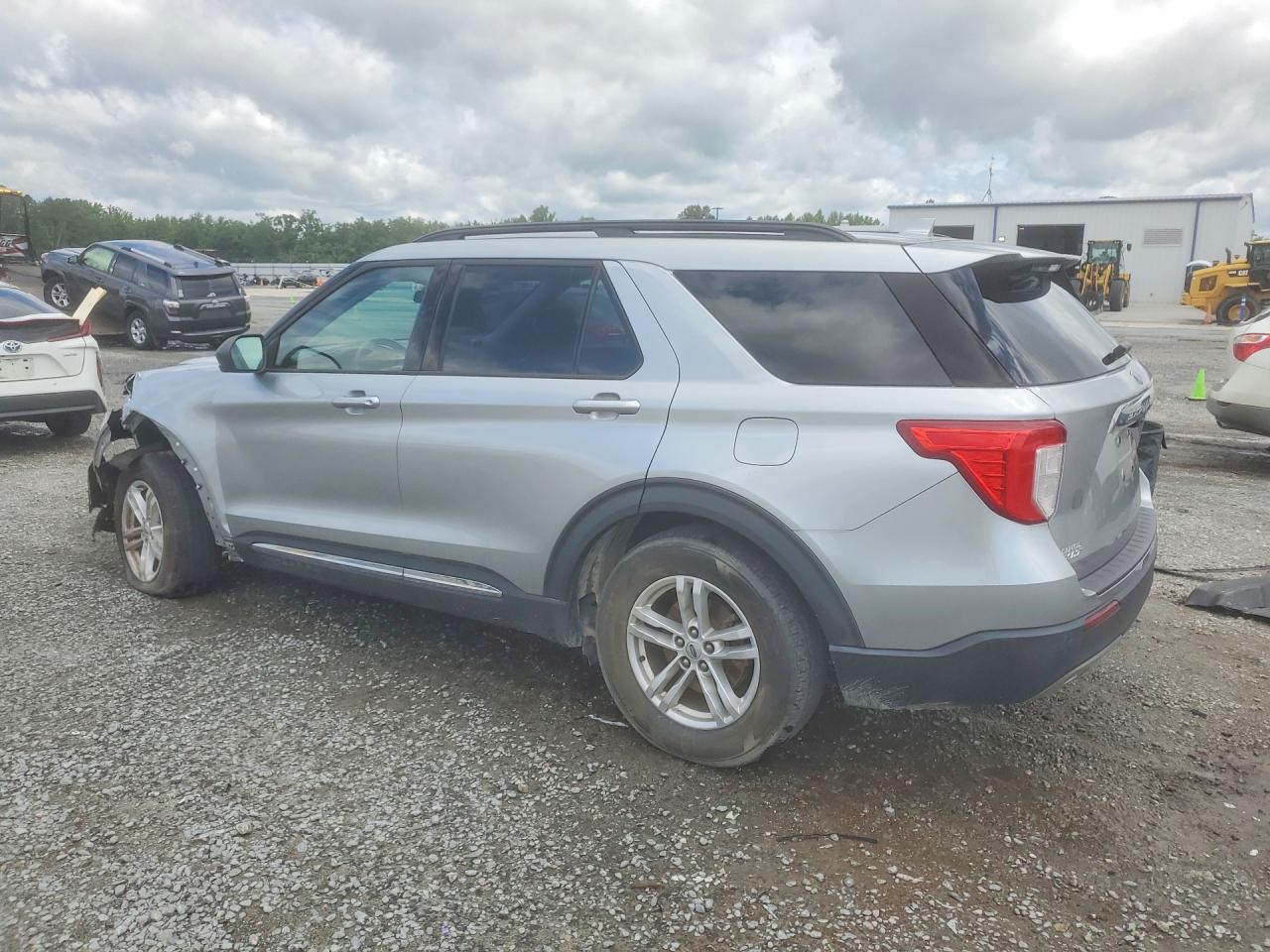 2020 FORD EXPLORER XLT — снимка 2