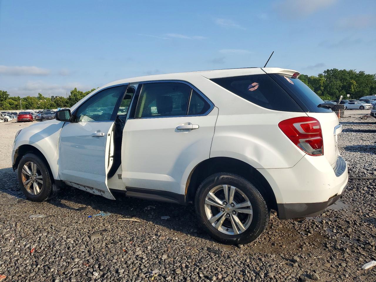 2016 CHEVROLET EQUINOX LS — снимка 2