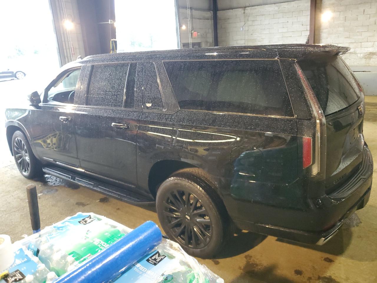 2024 CADILLAC ESCALADE ESV LUXURY — снимка 2