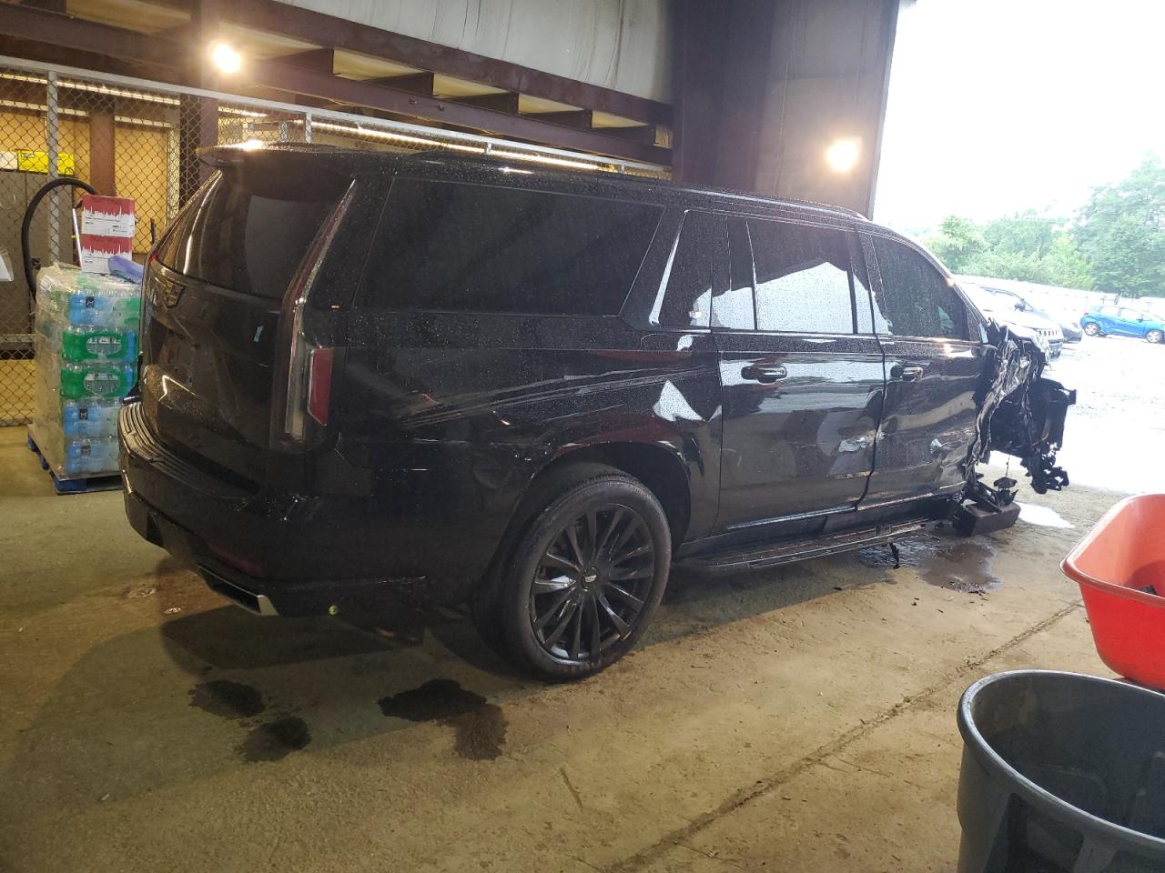 2024 CADILLAC ESCALADE ESV LUXURY — снимка 3