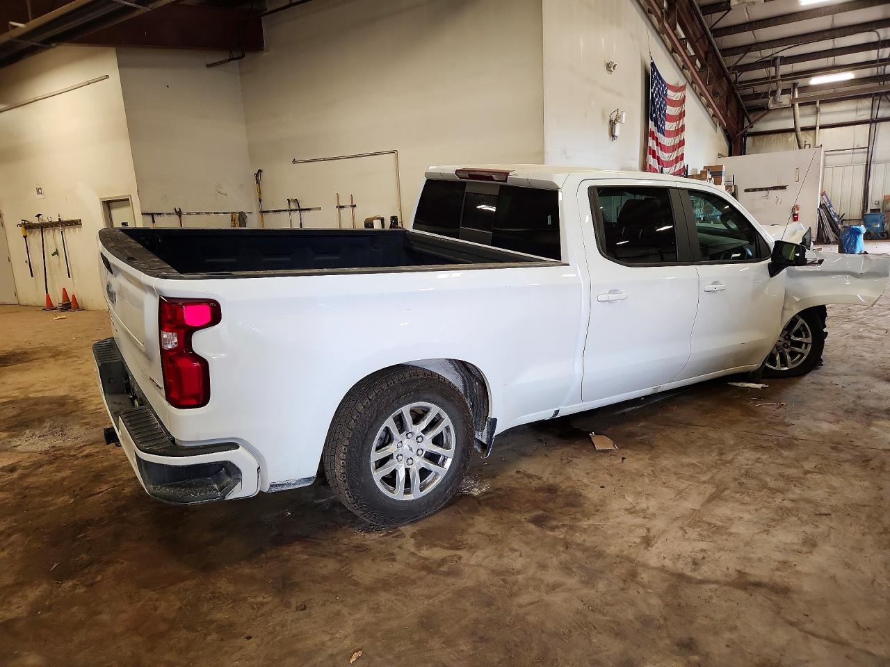 2021 CHEVROLET SILVERADO K1500 RST — снимка 3