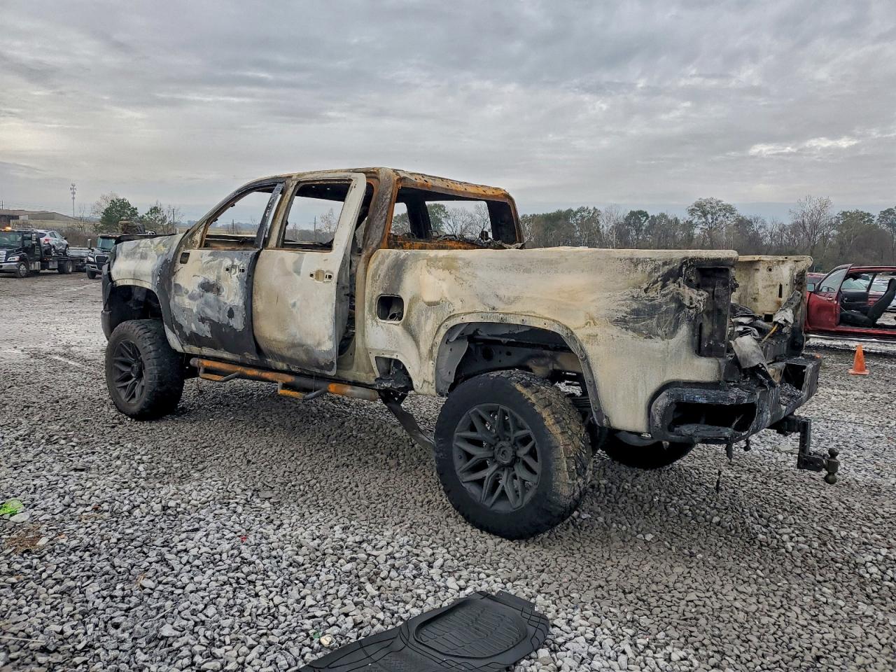 2025 CHEVROLET SILVERADO K2500 HEAVY DUTY LT — снимка 2