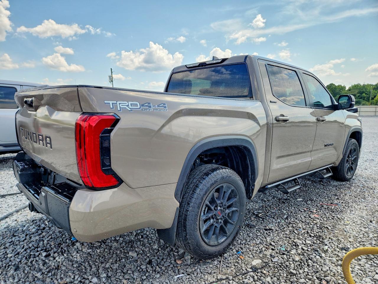 2026 TOYOTA TUNDRA LIMITED — снимка 3