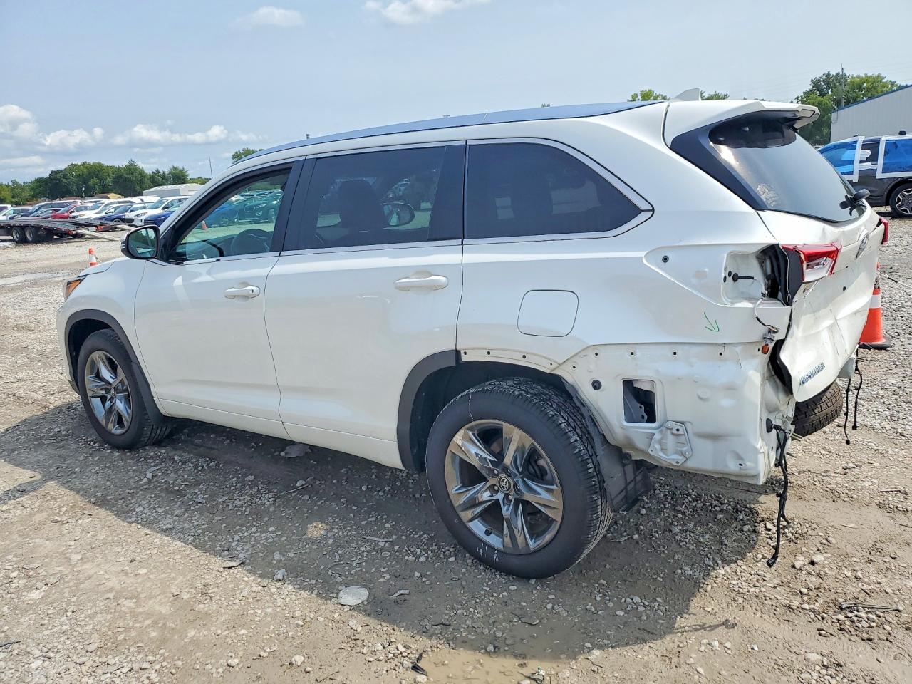 2018 TOYOTA HIGHLANDER LIMITED PLATINUM — снимка 2