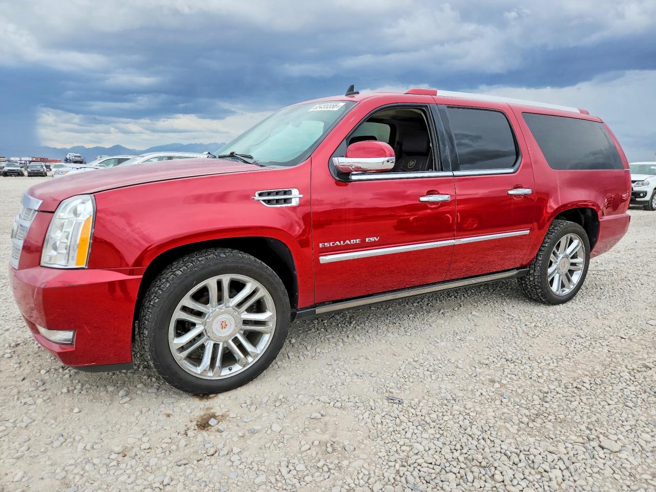 2013 CADILLAC ESCALADE ESV PLATINUM