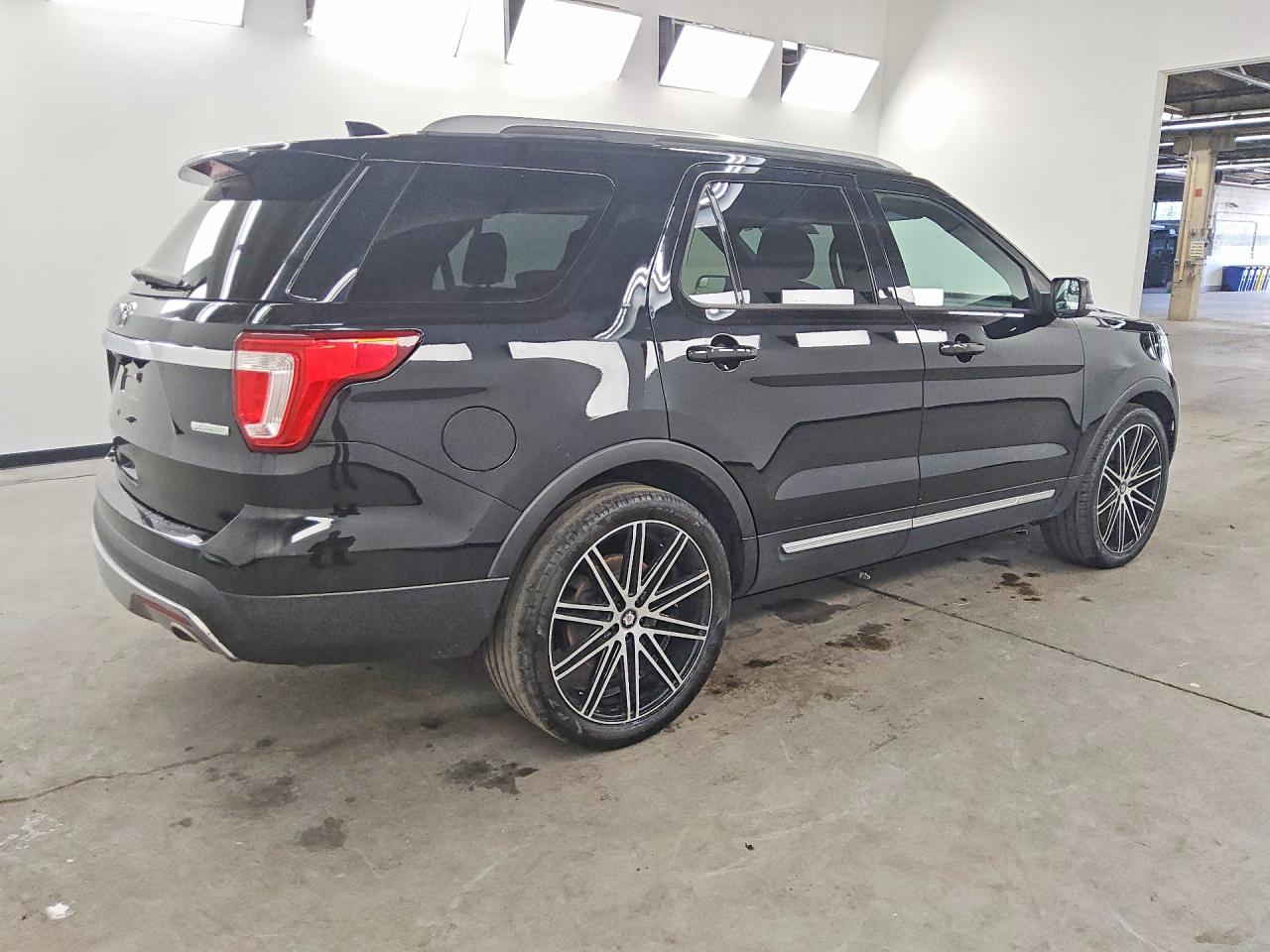 2017 FORD EXPLORER XLT — снимка 3