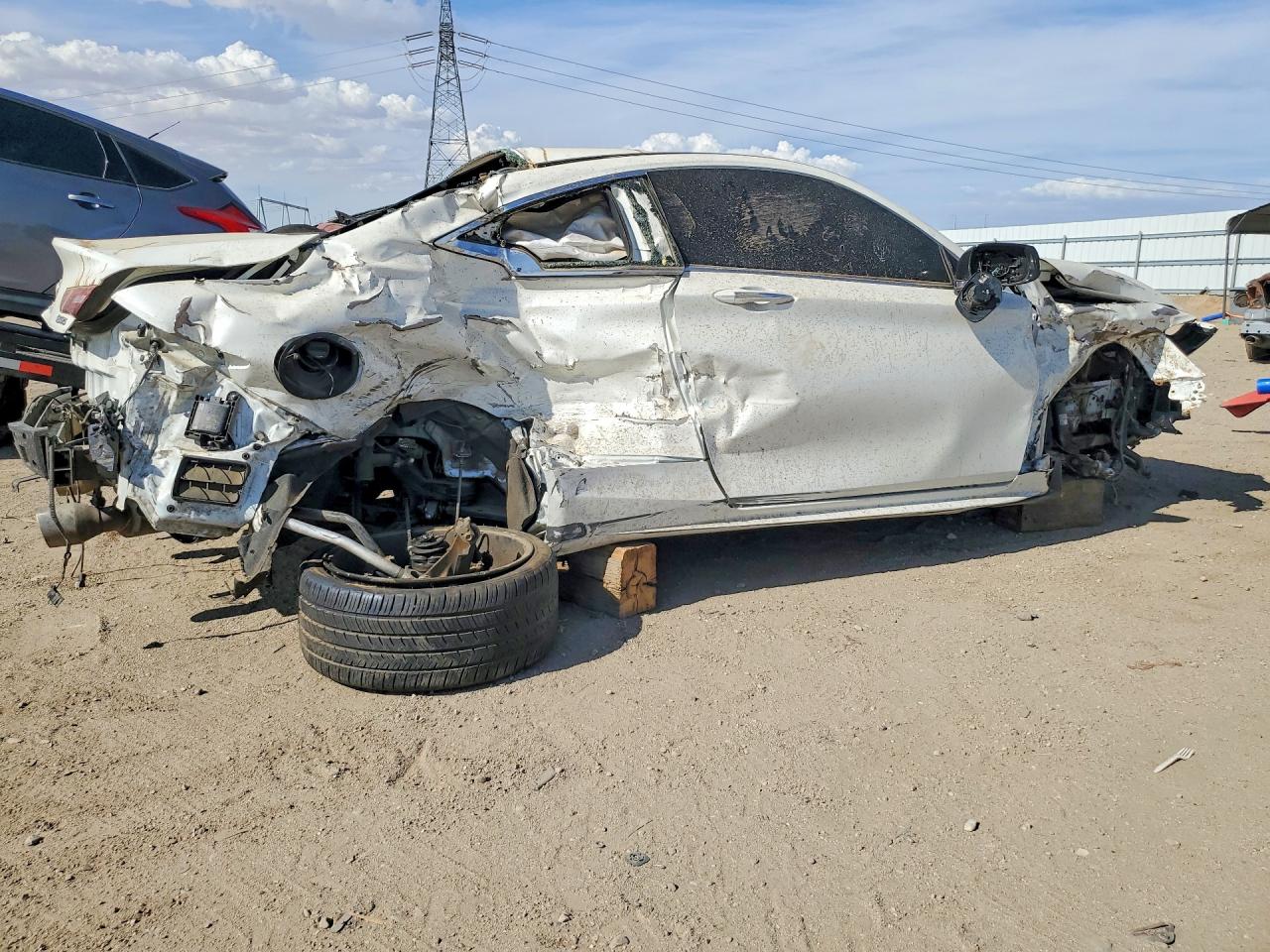2021 INFINITI Q60 LUXE — снимка 3