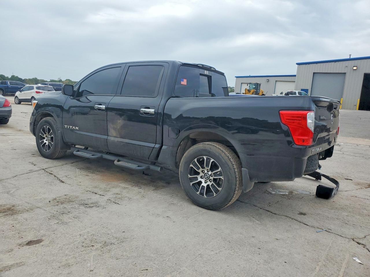 2021 NISSAN TITAN S — снимка 2