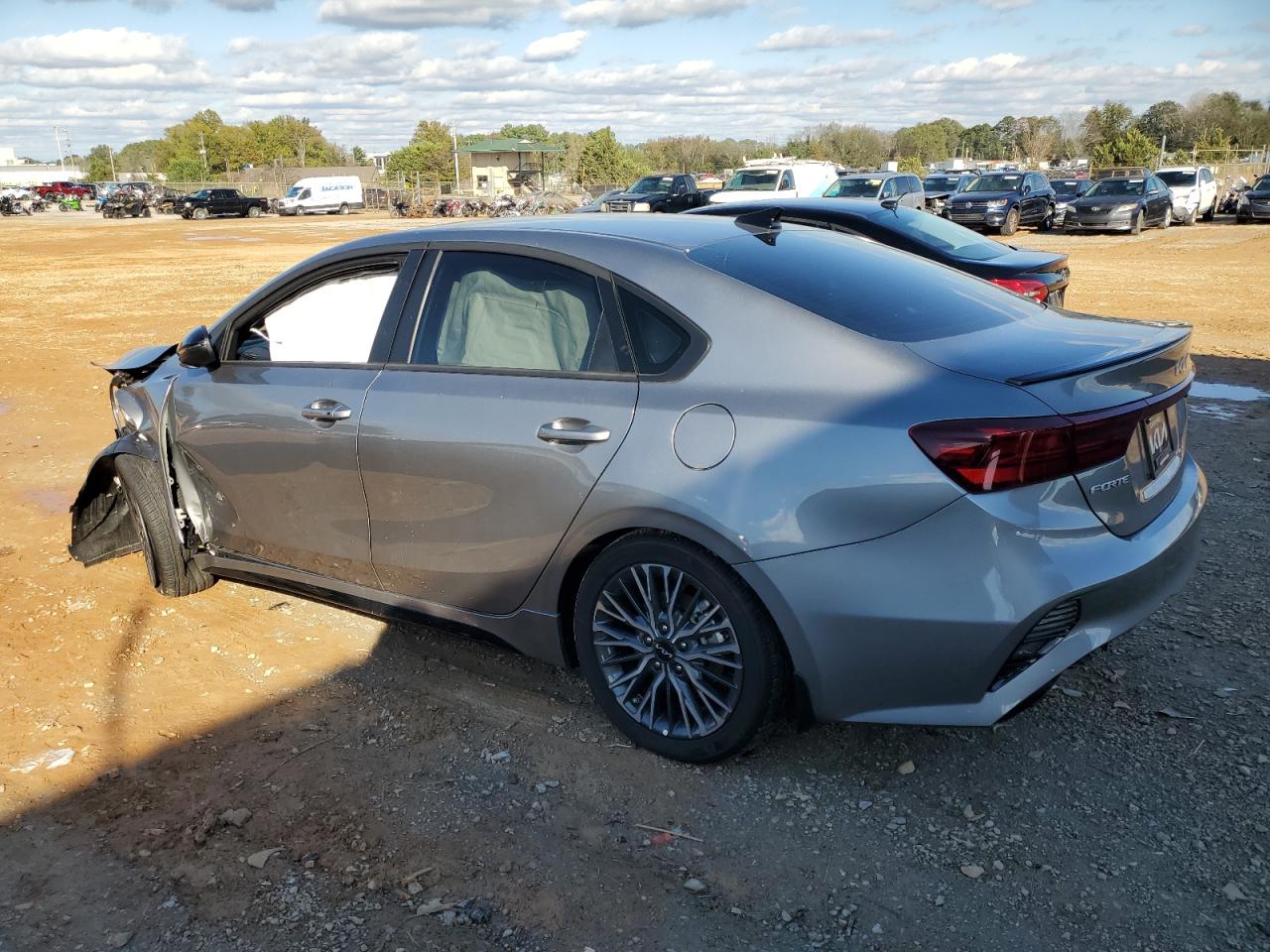 2024 KIA FORTE GT LINE — снимка 2