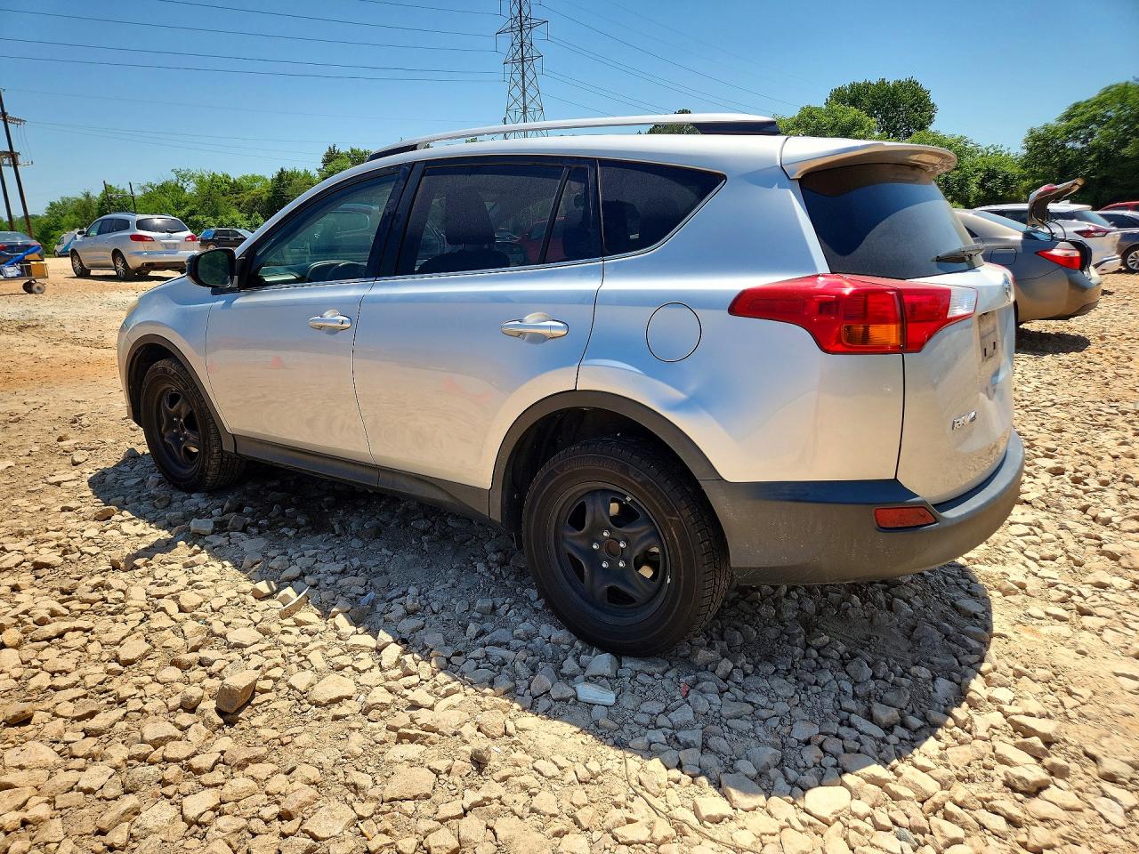 2015 TOYOTA RAV4 LE — снимка 2