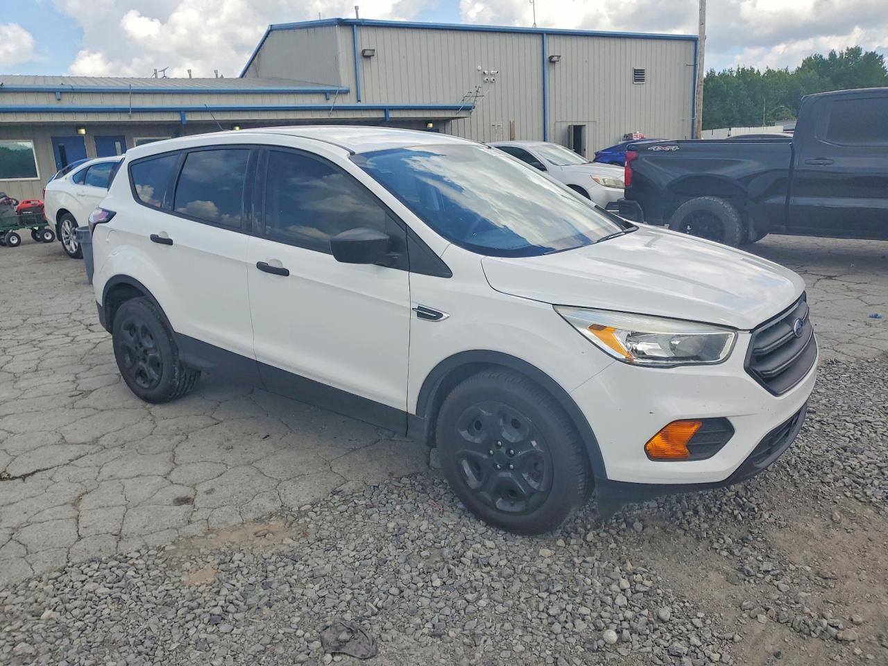2017 FORD ESCAPE S — снимка 4