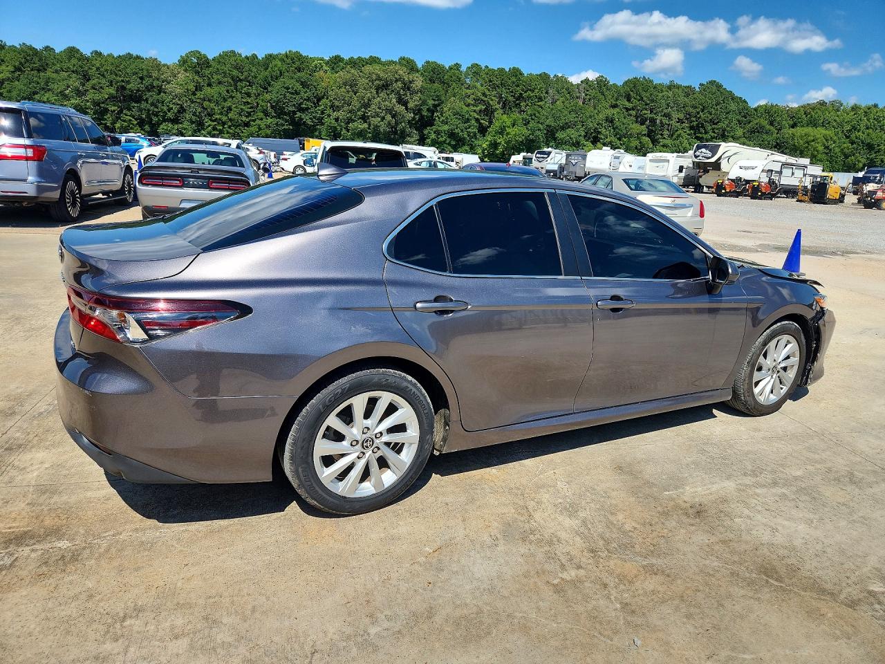 2023 TOYOTA CAMRY LE — снимка 3
