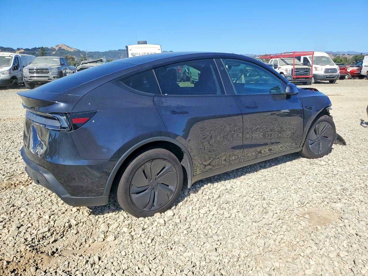 2026 TESLA MODEL Y — снимка 3