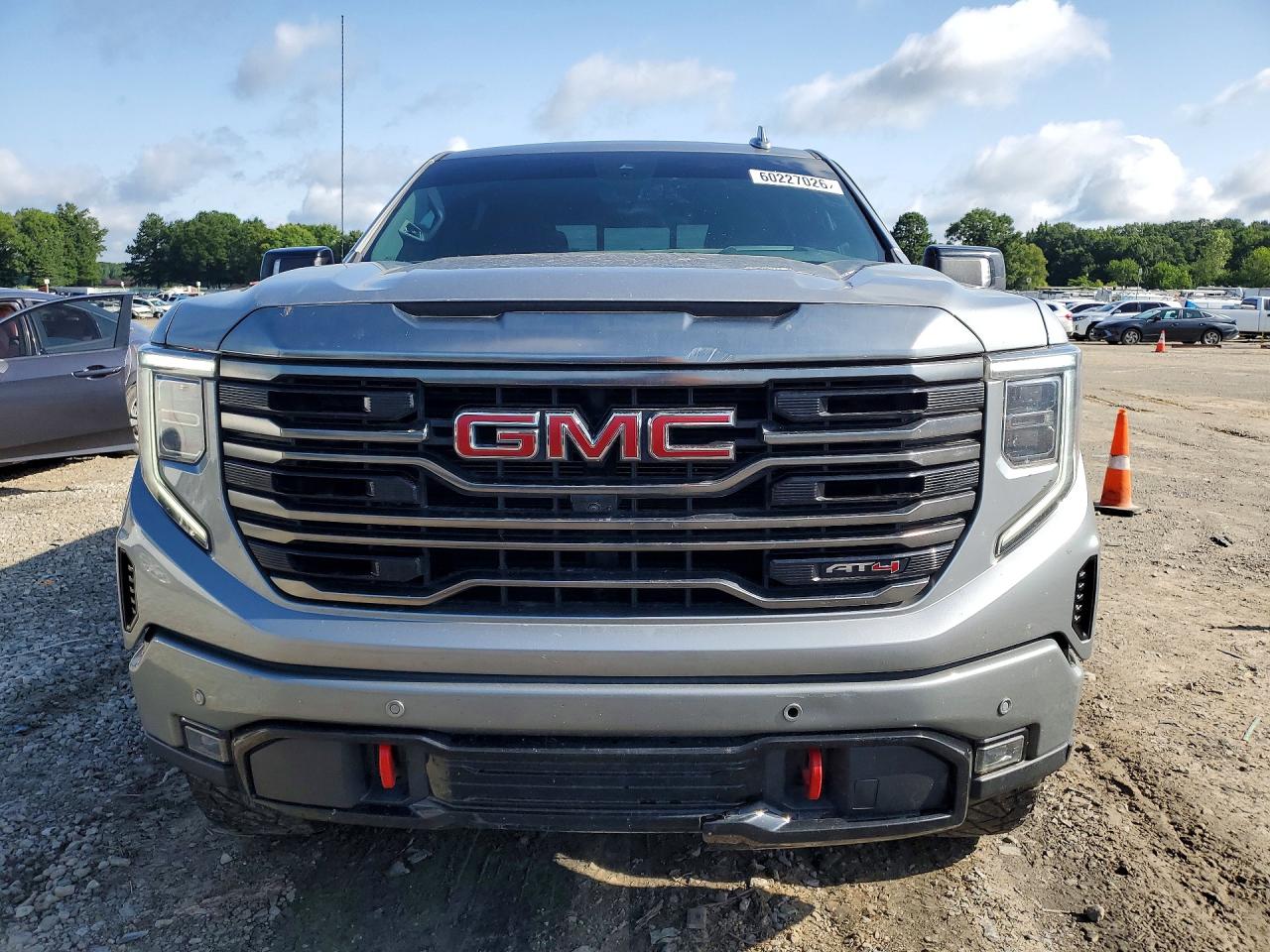 2024 GMC SIERRA K1500 AT4 — снимка 5