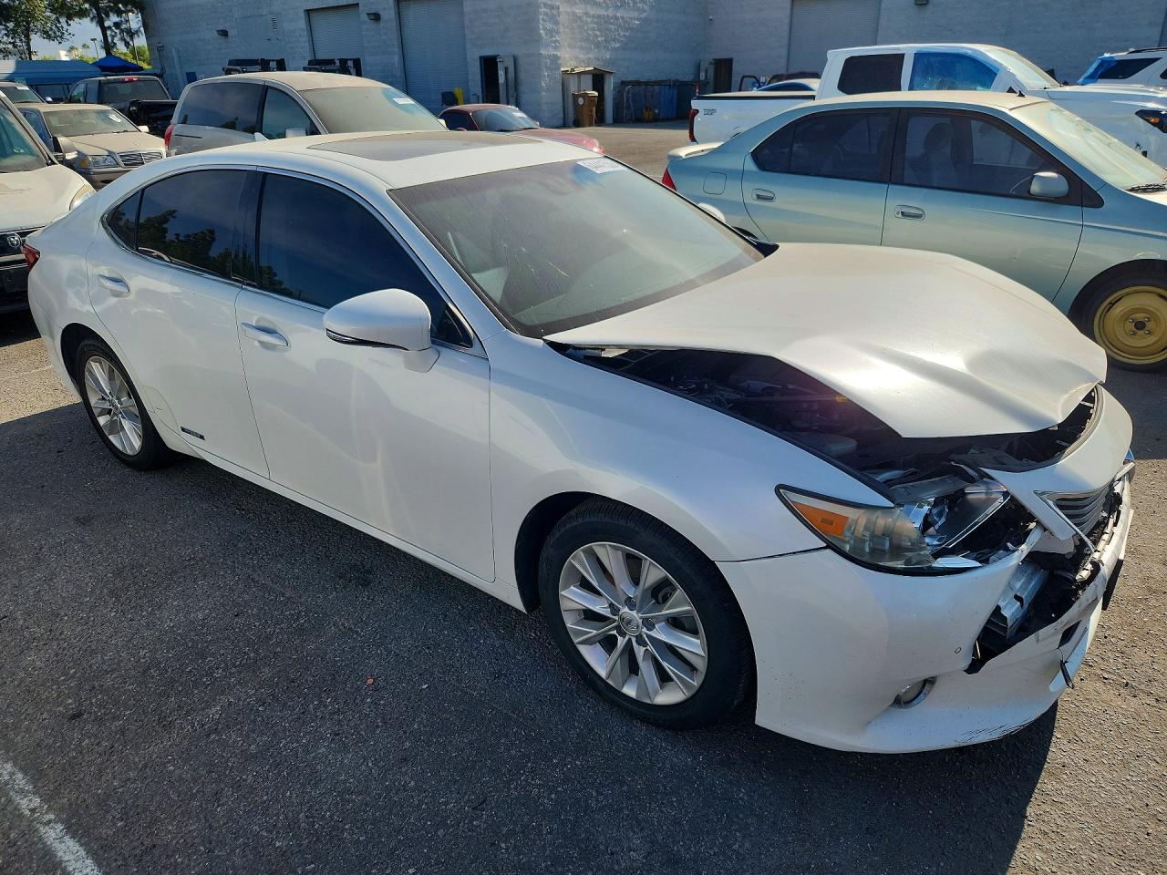 2013 LEXUS ES 300H — снимка 4