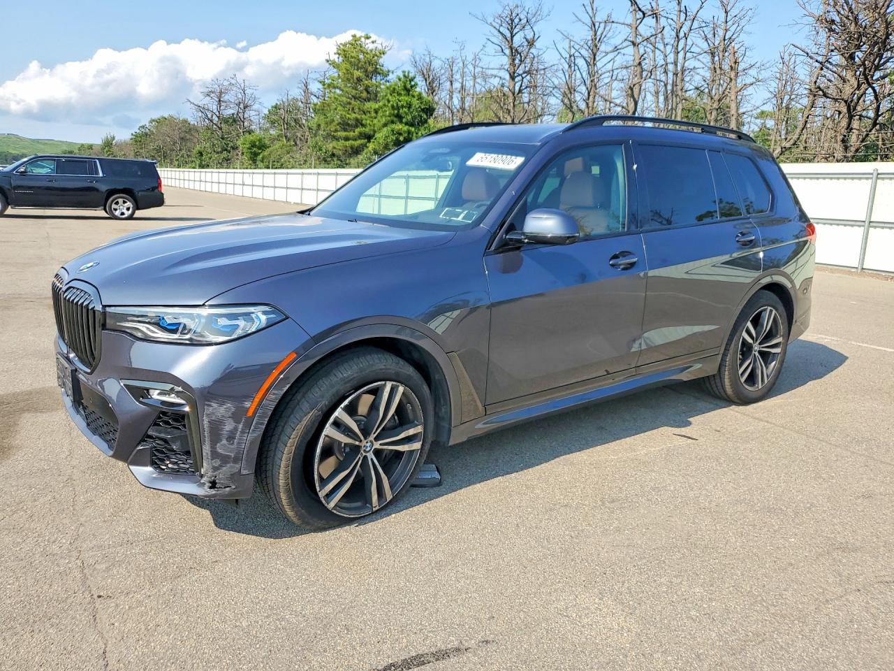 2021 BMW X7 M50I