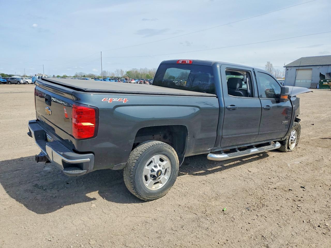 2017 CHEVROLET SILVERADO K2500 HEAVY DUTY LT — снимка 3