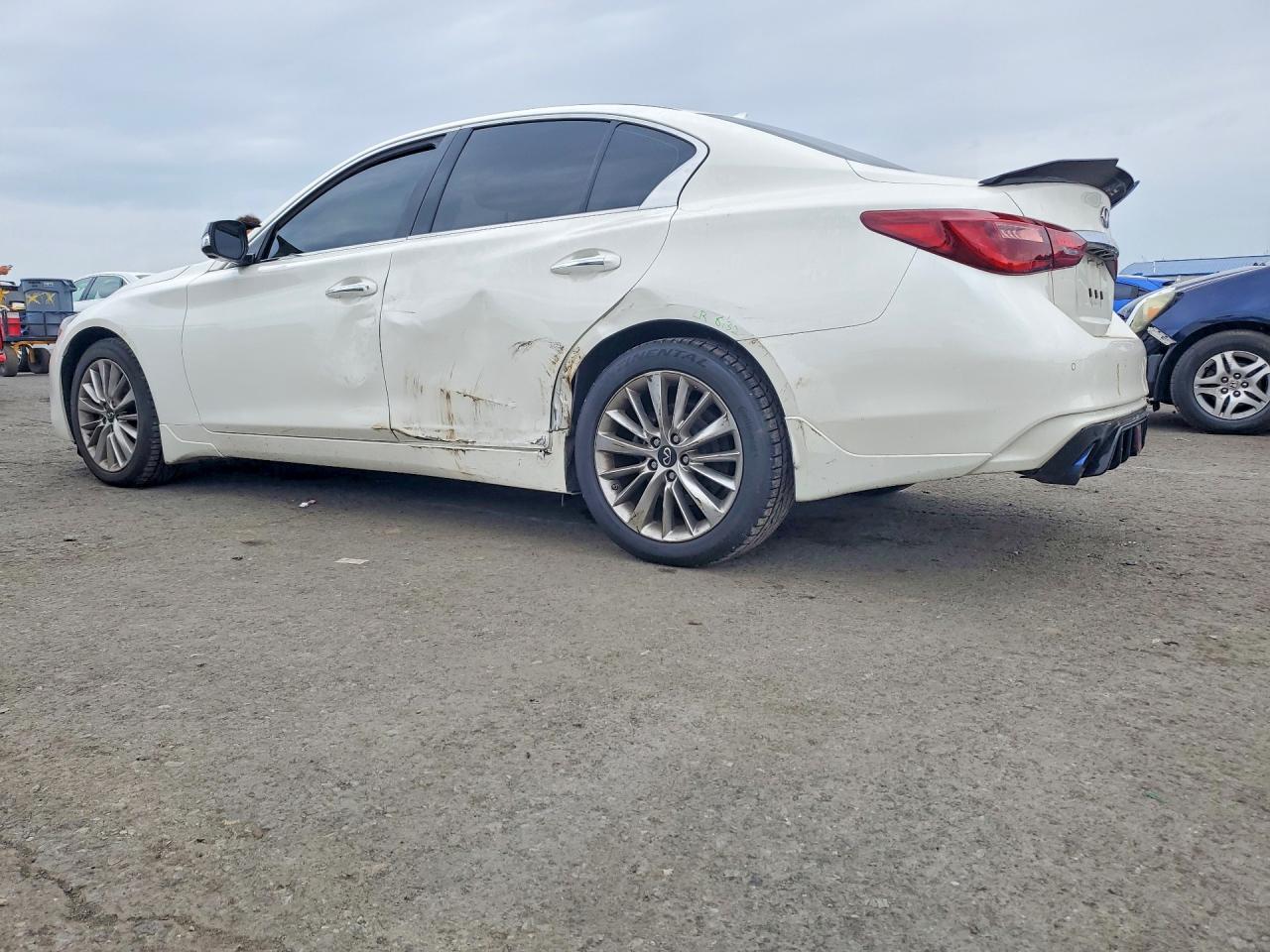 2021 INFINITI Q50 LUXE — снимка 2