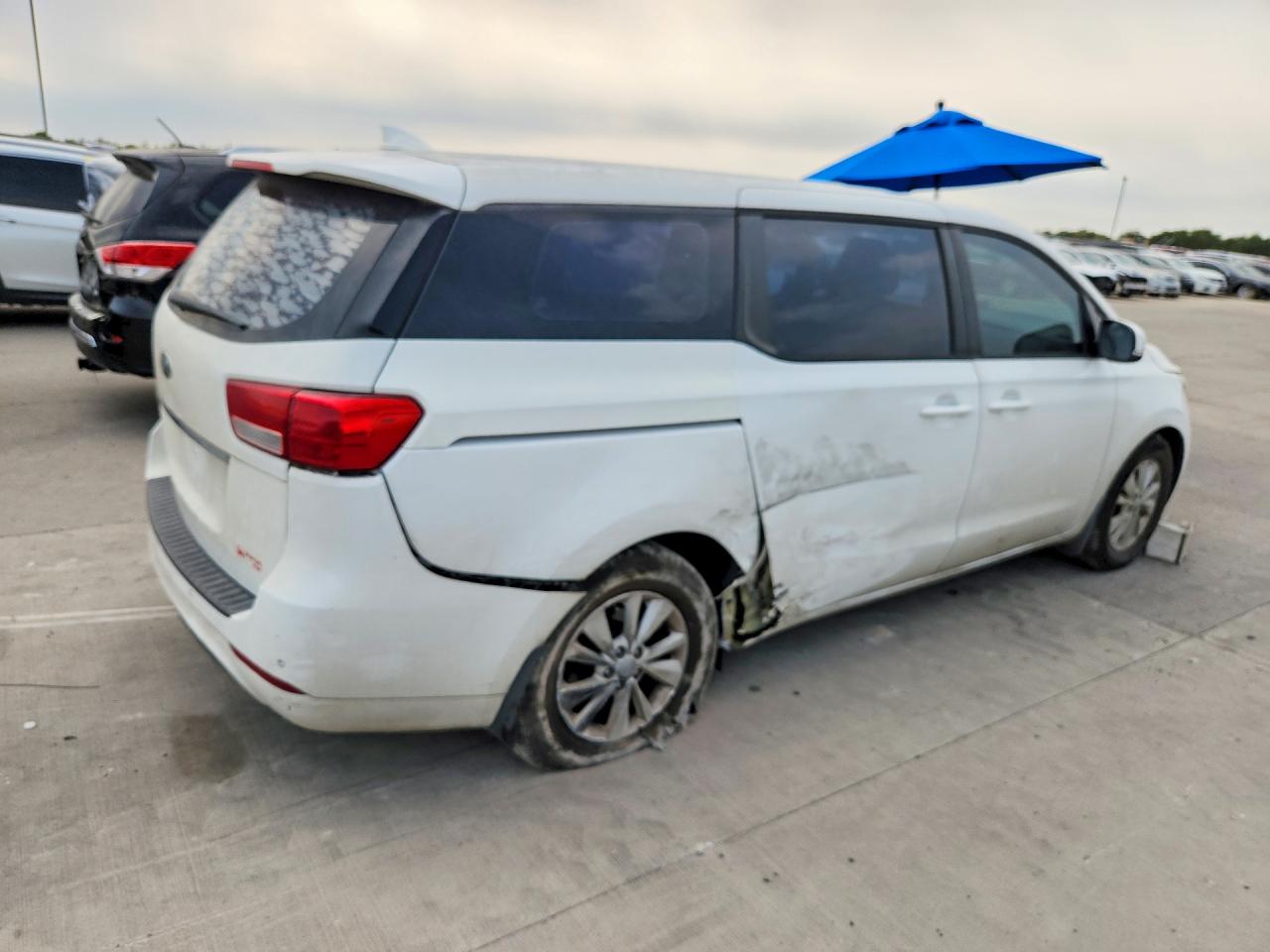 2015 KIA SEDONA L — снимка 3