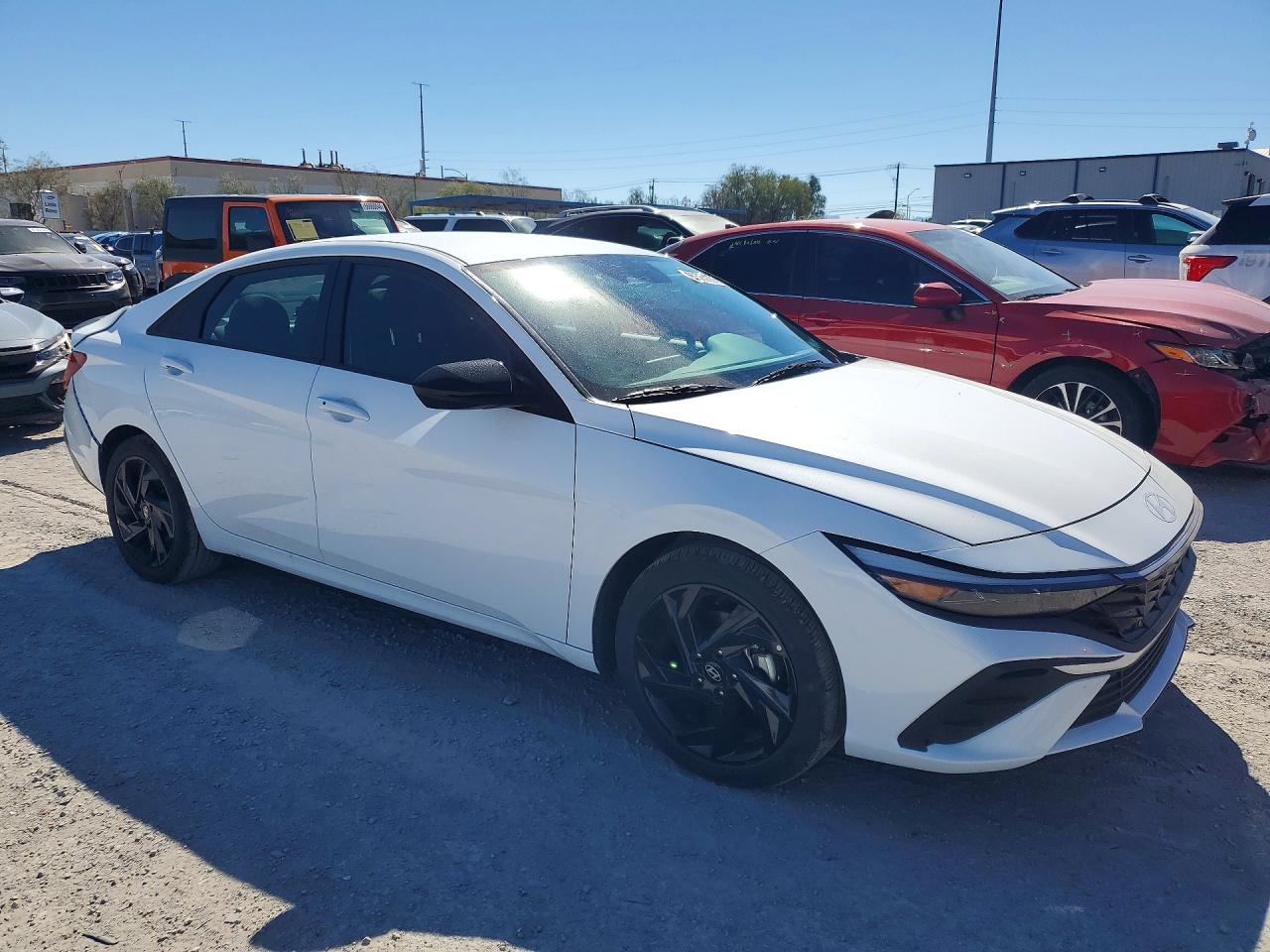 2026 HYUNDAI ELANTRA SEL SPORT — снимка 4