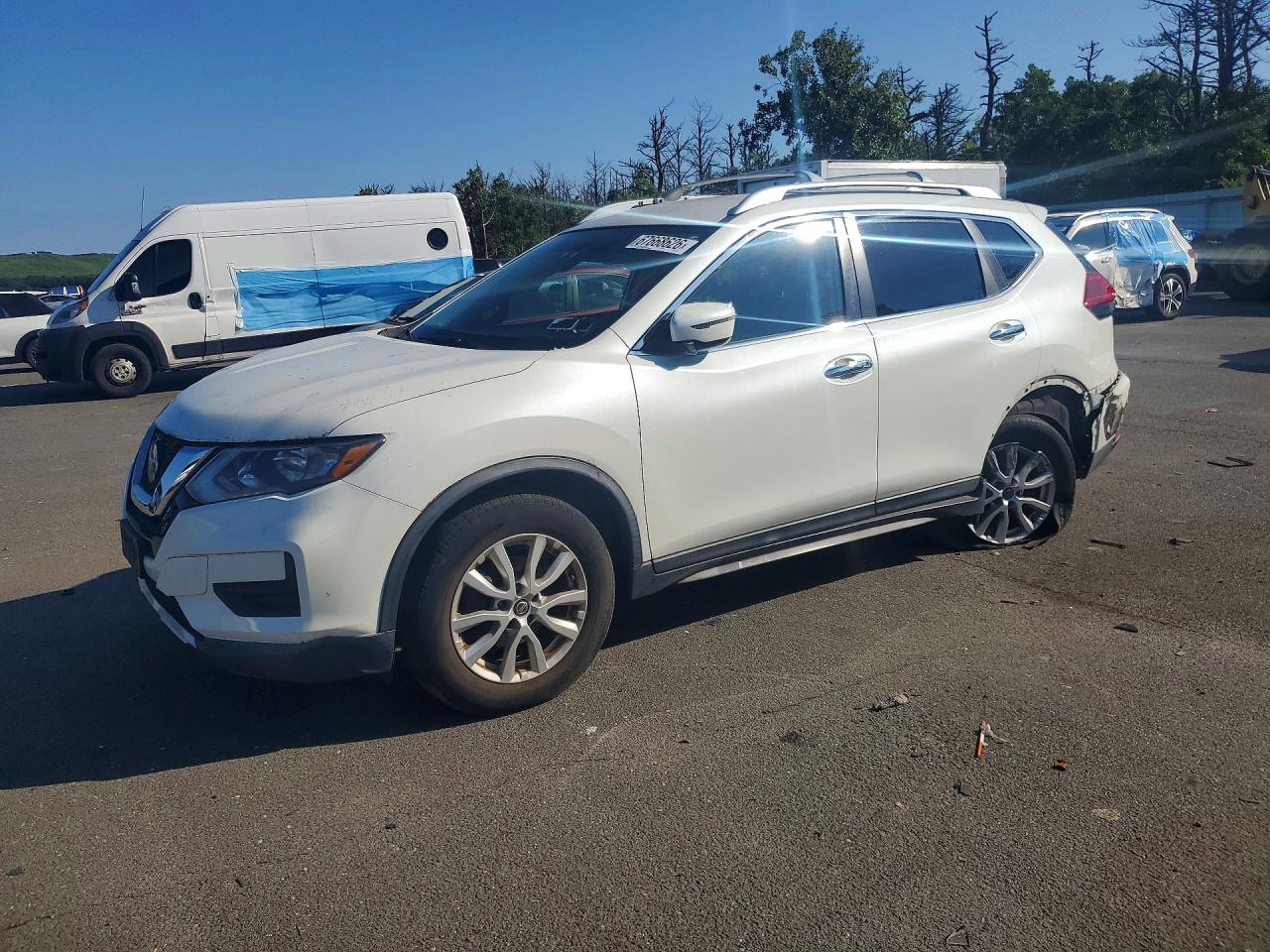 2018 NISSAN ROGUE SV