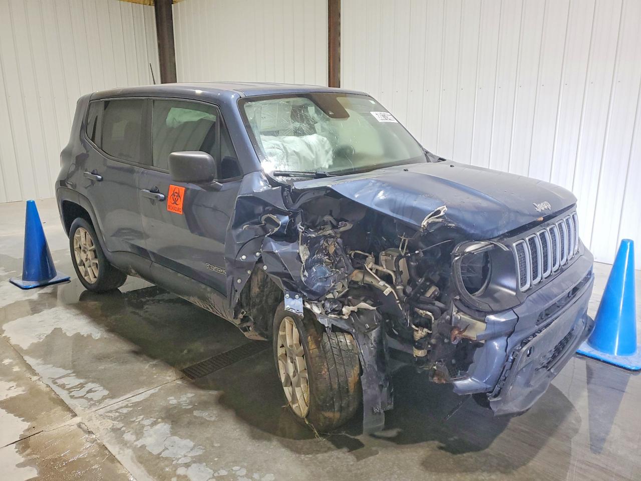 2023 JEEP RENEGADE LATITUDE — photo 4