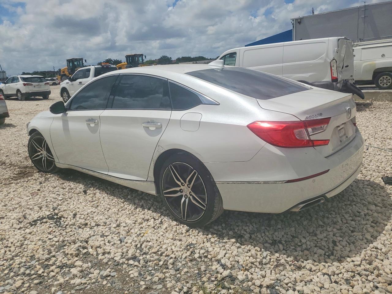 2022 HONDA ACCORD TOURING — снимка 2