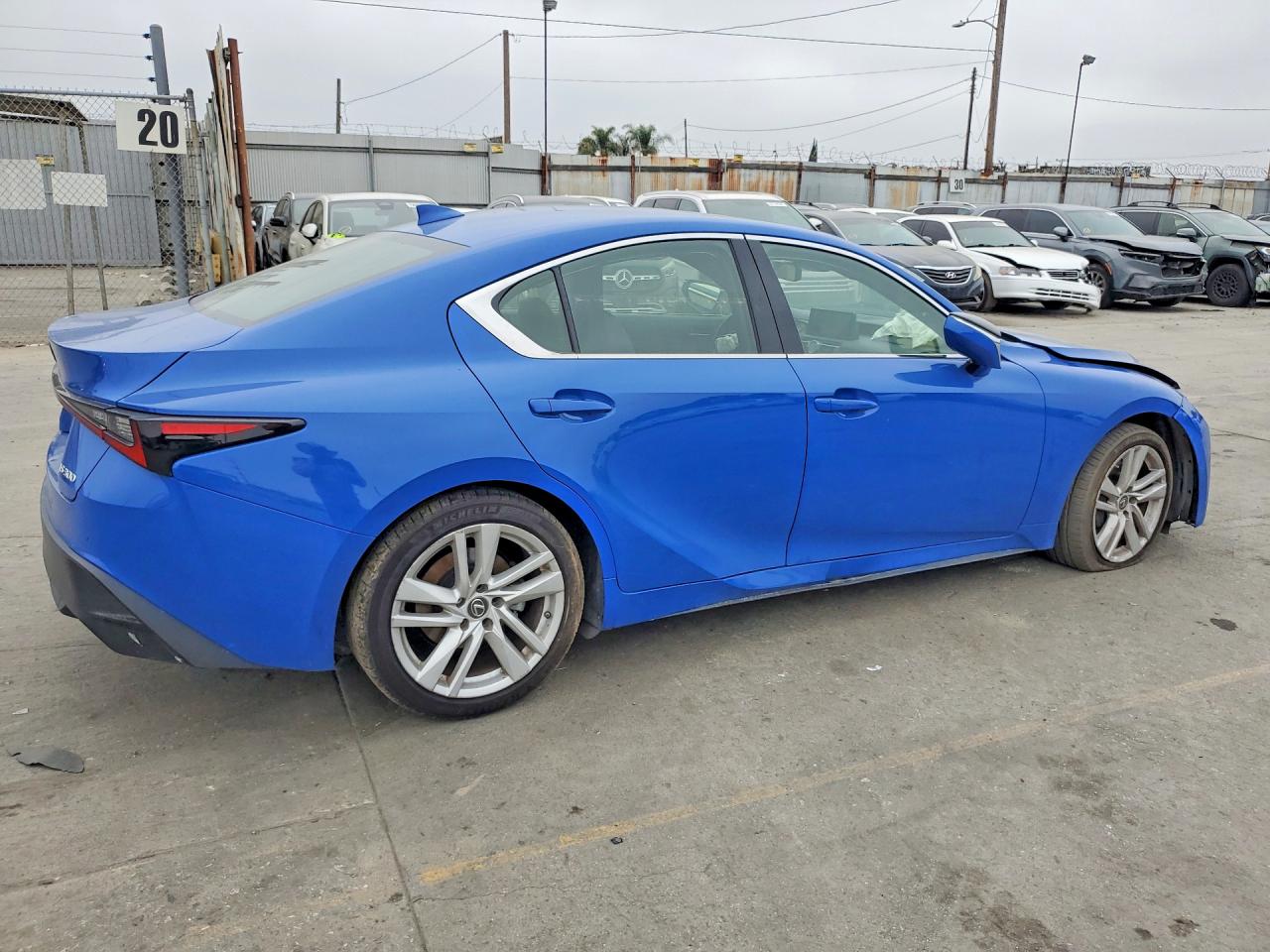 2021 LEXUS IS 300 — снимка 5