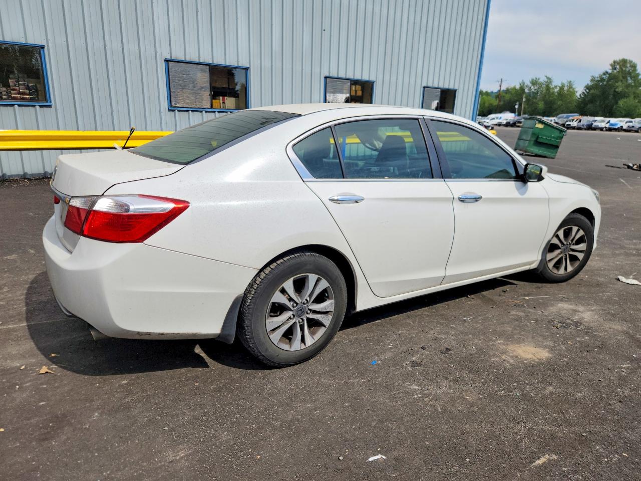2015 HONDA ACCORD LX — снимка 2