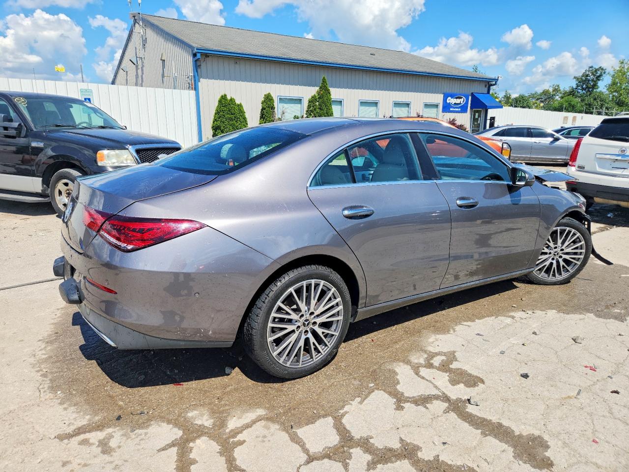 2023 MERCEDES-BENZ CLA 250 — снимка 3
