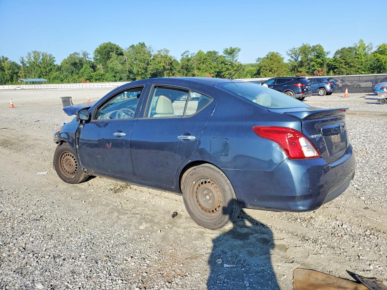 2016 NISSAN VERSA 1.6 SV — снимка 2
