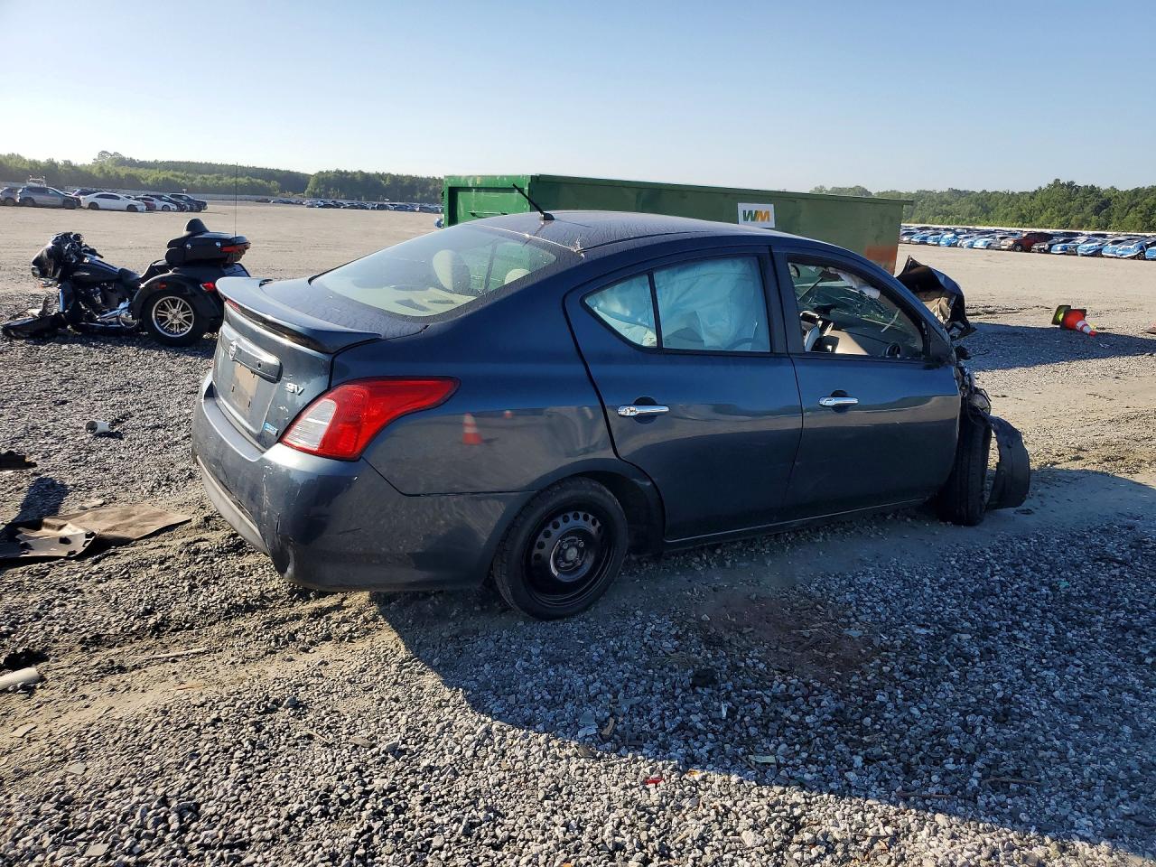 2016 NISSAN VERSA 1.6 SV — снимка 3