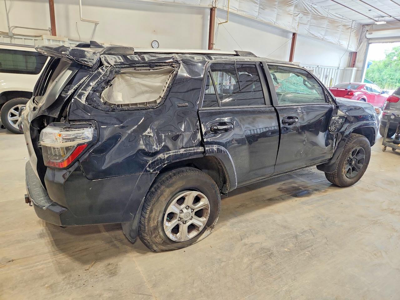 2020 TOYOTA 4RUNNER SR5 PREMIUM — снимка 3